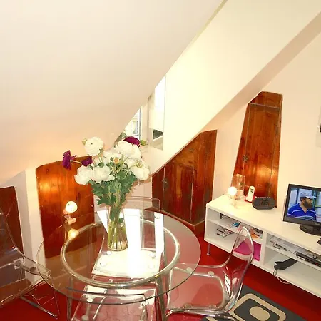 Apartment Le Pantheon